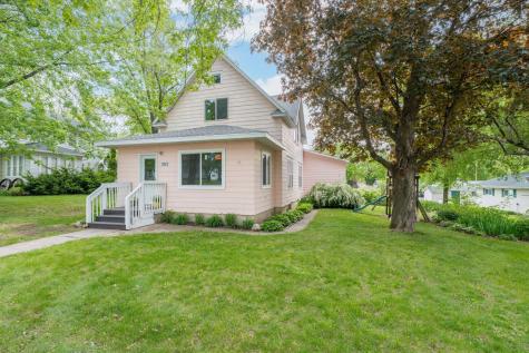 303 Broadway Hanska MN 56041
