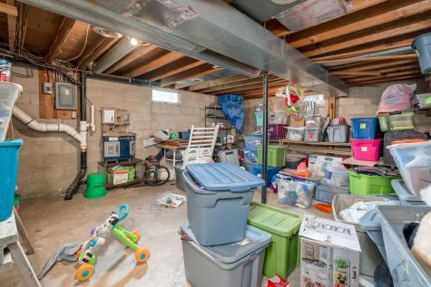 303 Broadway Hanska MN 56041