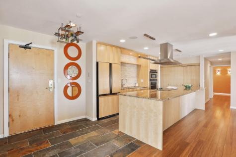 1235 Yale Place Minneapolis MN 55403