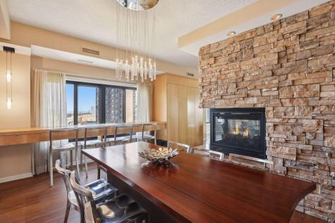 1235 Yale Place Minneapolis MN 55403