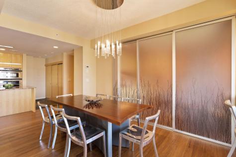 1235 Yale Place Minneapolis MN 55403