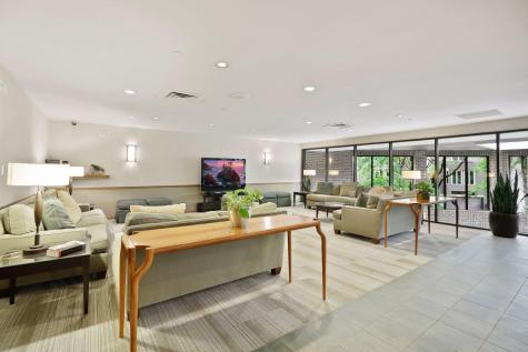 1235 Yale Place Minneapolis MN 55403