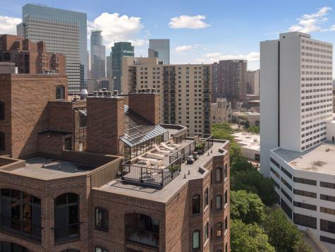 1235 Yale Place Minneapolis MN 55403