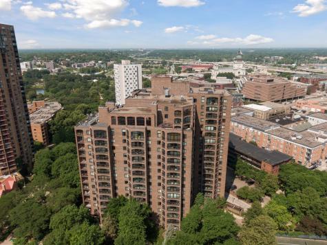 1235 Yale Place Minneapolis MN 55403