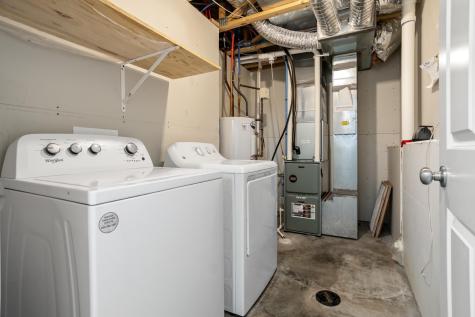 907 30th Avenue W West Fargo ND 58078