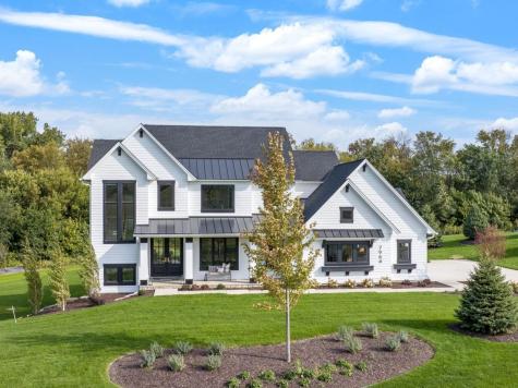 3941 White Oak Lane Chanhassen MN 55331