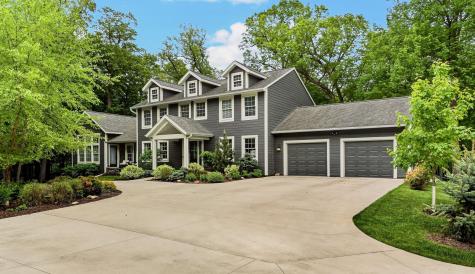 1147 Chippewa Drive NW Rochester MN 55901
