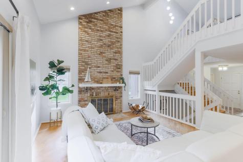 1148 Hollybrook Drive Wayzata MN 55391