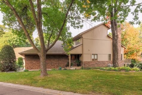 1148 Hollybrook Drive Wayzata MN 55391