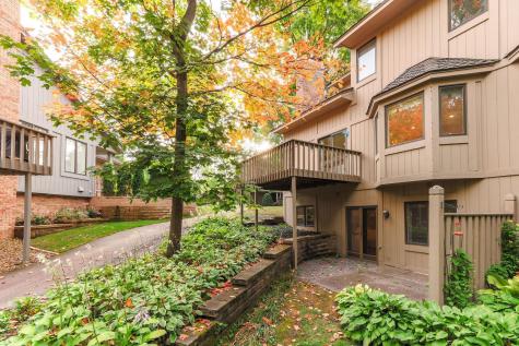 1148 Hollybrook Drive Wayzata MN 55391