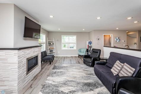 624 10th Avenue N Fargo ND 58102