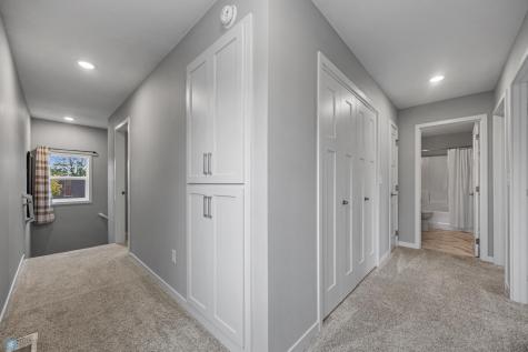 624 10th Avenue N Fargo ND 58102