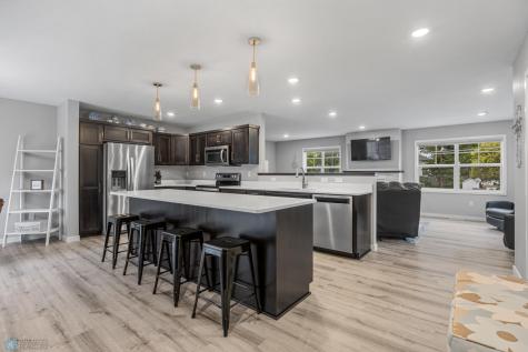 624 10th Avenue N Fargo ND 58102