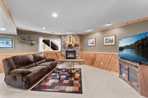 5916 Galaxy Road Saint Augusta MN 56301