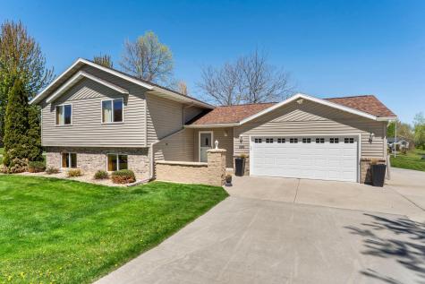 5916 Galaxy Road Saint Augusta MN 56301
