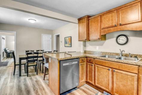 1104 W Lake Drive Detroit Lakes MN 56501