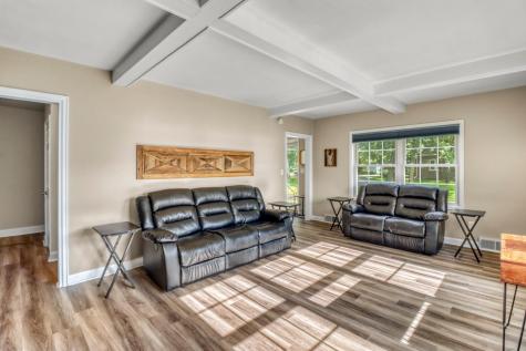 1104 W Lake Drive Detroit Lakes MN 56501