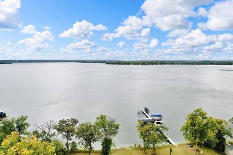 1104 W Lake Drive Detroit Lakes MN 56501