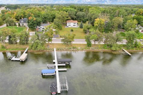 1104 W Lake Drive Detroit Lakes MN 56501
