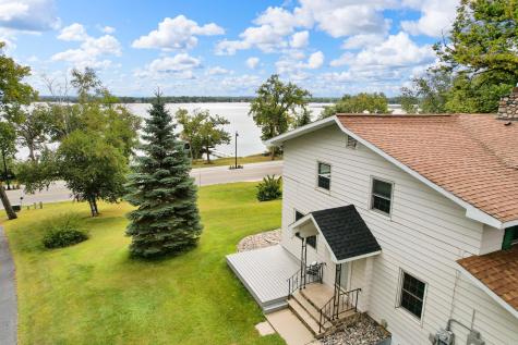 1104 W Lake Drive Detroit Lakes MN 56501