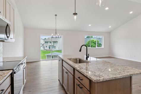 4944 River Oaks Road Rockford MN 55373