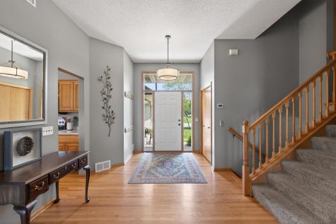 7148 Maryland Circle Savage MN 55378