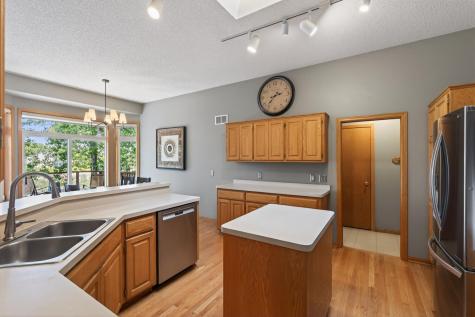 7148 Maryland Circle Savage MN 55378
