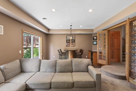 7148 Maryland Circle Savage MN 55378