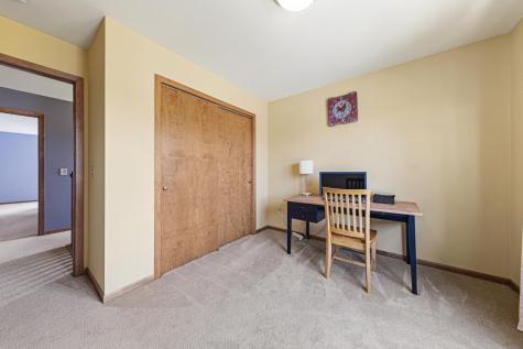 1904 Lake Drive Northfield MN 55057
