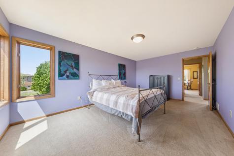 1904 Lake Drive Northfield MN 55057