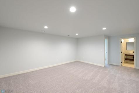 7358 30th Street S Fargo ND 58104