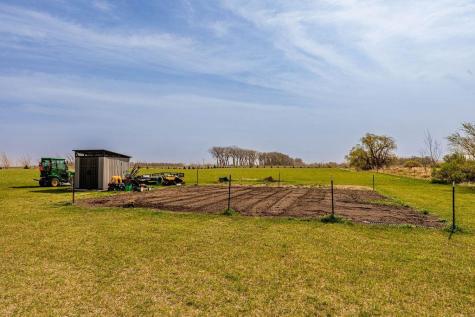 18595 43rd Avenue N Hawley MN 56549