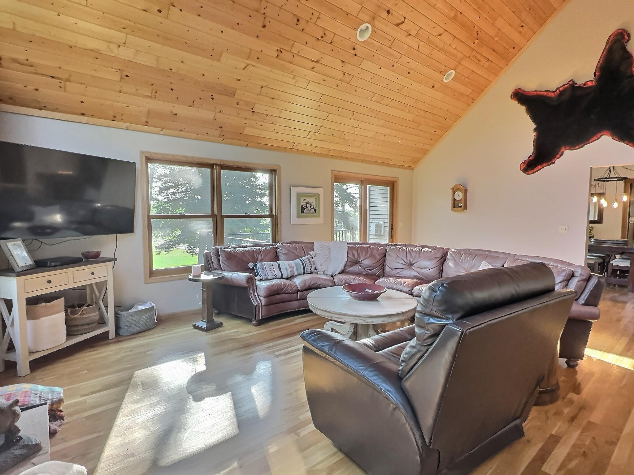 3665 Pleason Avenue NW Annandale MN 55302