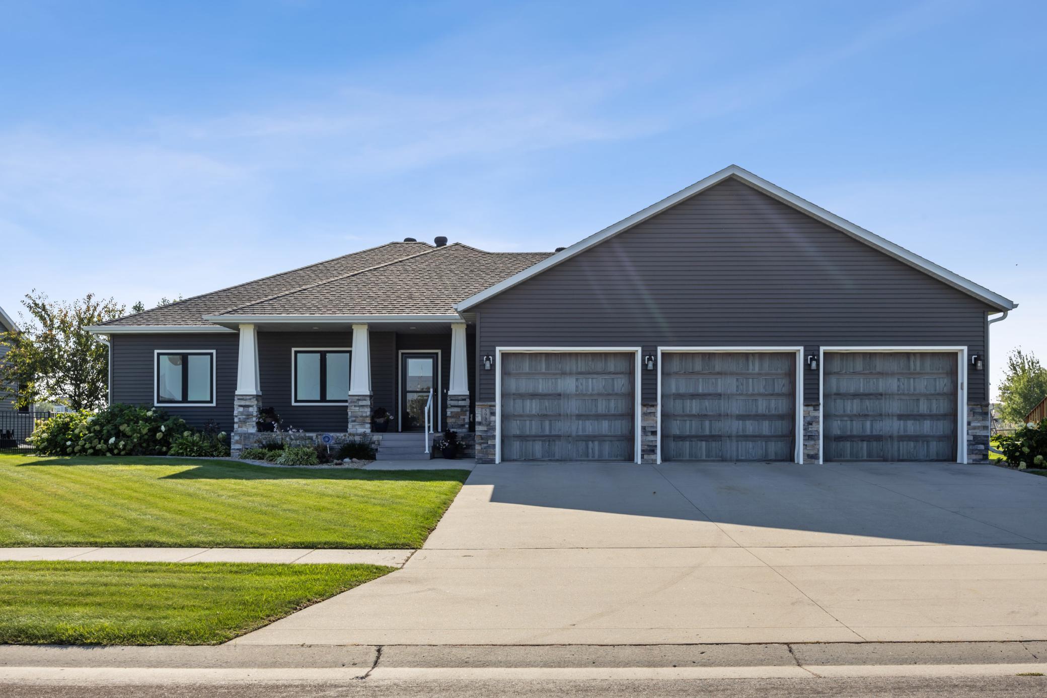 5932 Autumn Drive S Fargo ND 58104