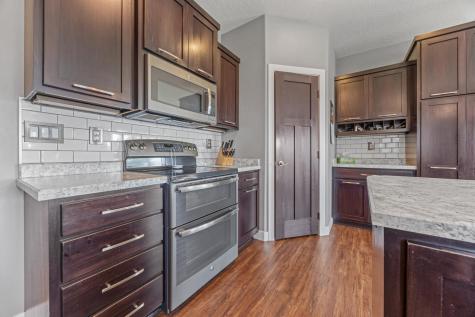 5932 Autumn Drive S Fargo ND 58104
