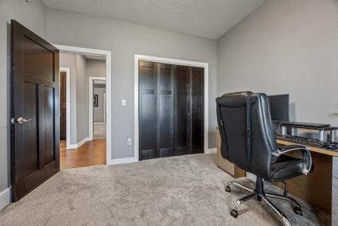 5932 Autumn Drive S Fargo ND 58104