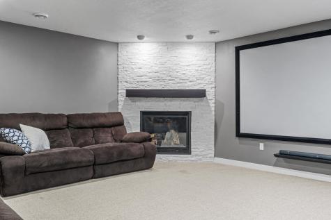 5932 Autumn Drive S Fargo ND 58104