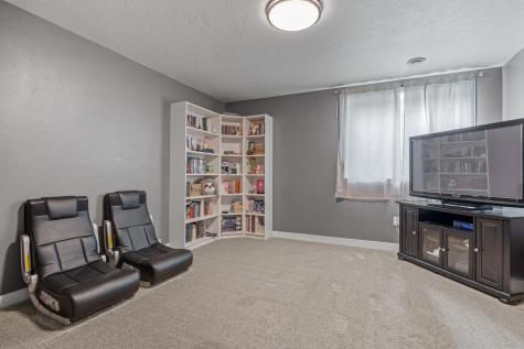 5932 Autumn Drive S Fargo ND 58104
