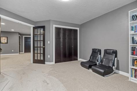5932 Autumn Drive S Fargo ND 58104