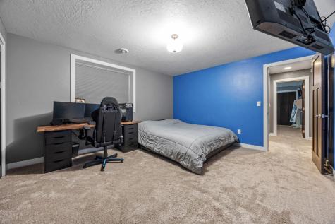 5932 Autumn Drive S Fargo ND 58104