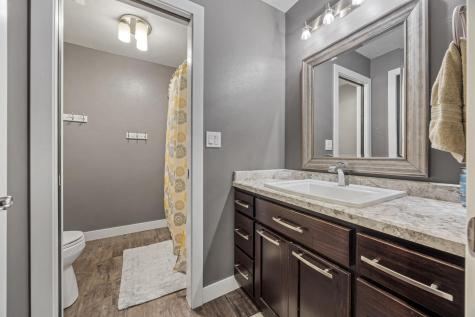 5932 Autumn Drive S Fargo ND 58104