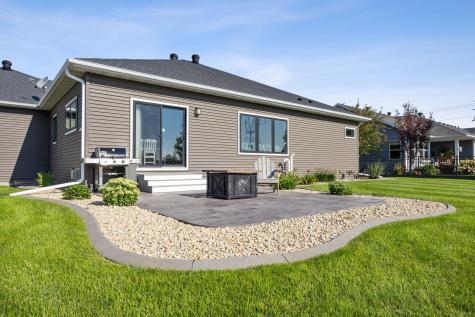 5932 Autumn Drive S Fargo ND 58104
