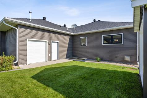 5932 Autumn Drive S Fargo ND 58104