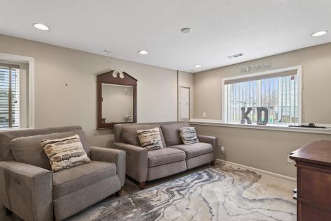 1109 Lawson Avenue E Saint Paul MN 55106