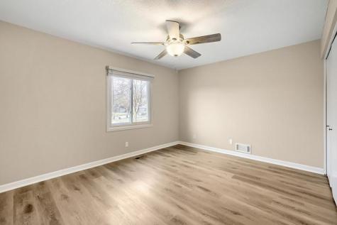4668 Penkwe Way Eagan MN 55122