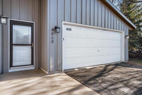 4668 Penkwe Way Eagan MN 55122