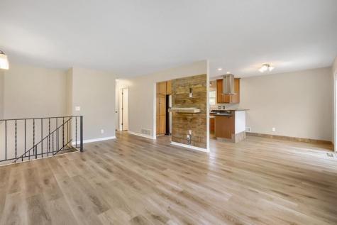 4668 Penkwe Way Eagan MN 55122