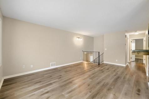 4668 Penkwe Way Eagan MN 55122