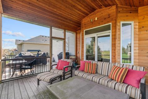 18724 65th Place N Maple Grove MN 55311