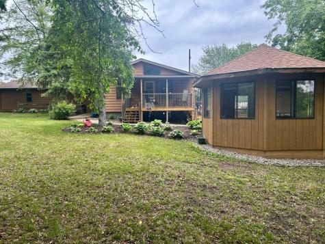 27306 289th Avenue Underwood MN 56586